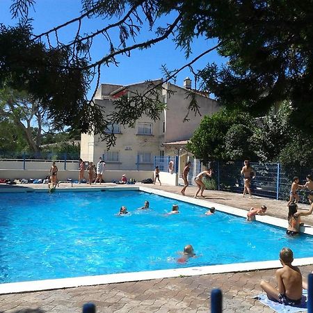 Ymca Villeneuve Les Avignon Hotel Buitenkant foto