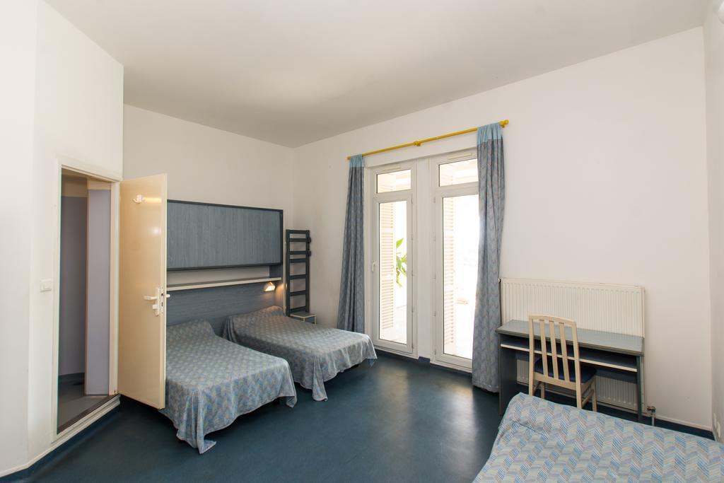 Ymca Villeneuve Les Avignon Hotel Kamer foto